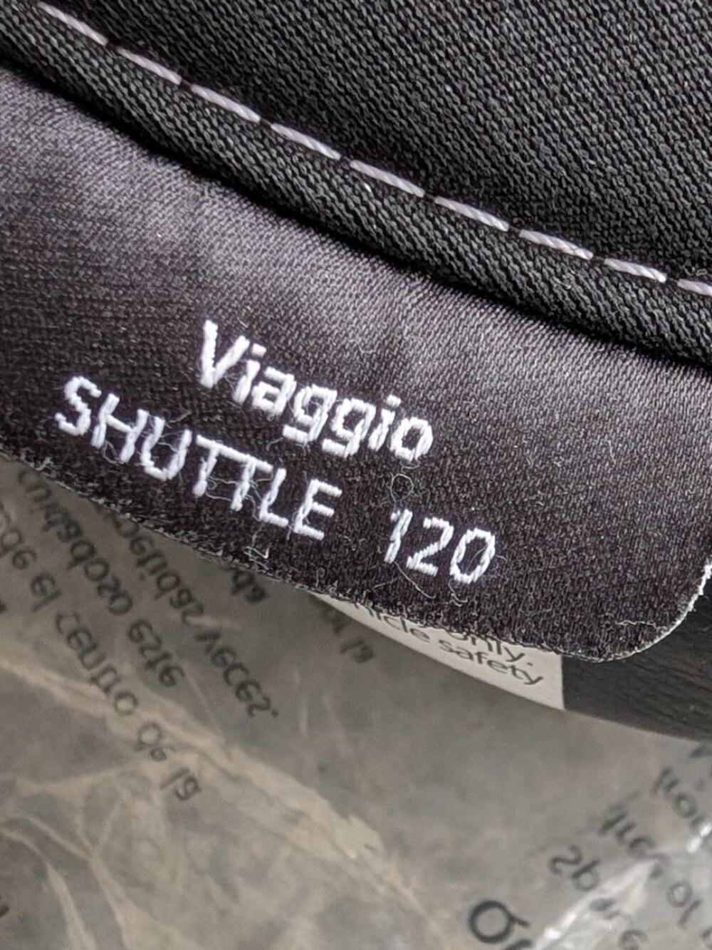 Peg Perego Viaggio Shuttle 120 Booster Seat plus Seat Protector - Picture 2 of 3